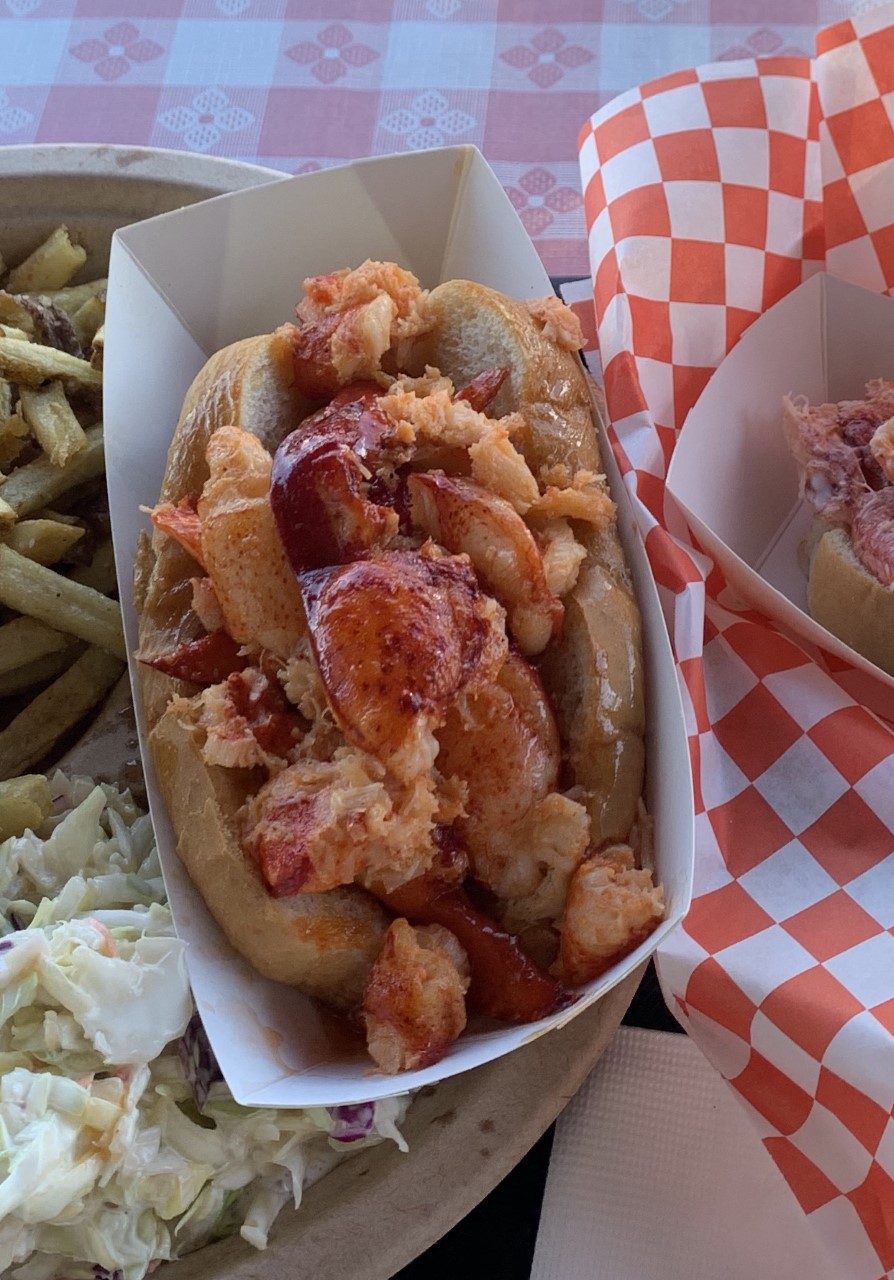 The Best Lobster Rolls In LA, Orange County And San Diego (UPDATED 2025 ...