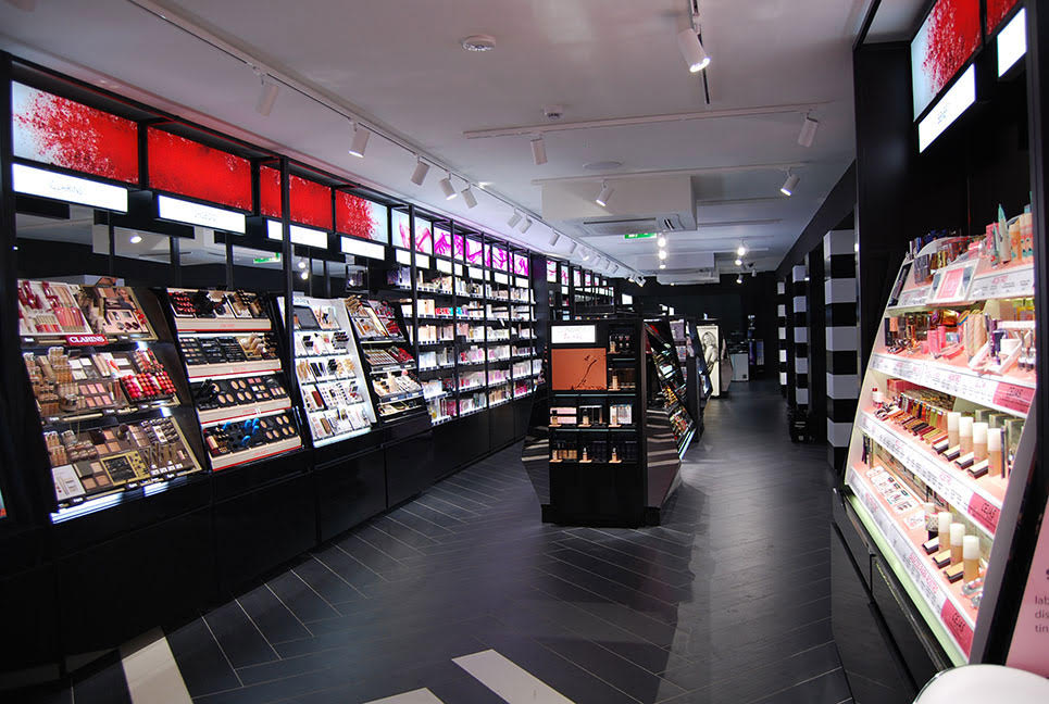 X 上的 LVMH：「In the US, France, Spain and Italy, @Sephora will